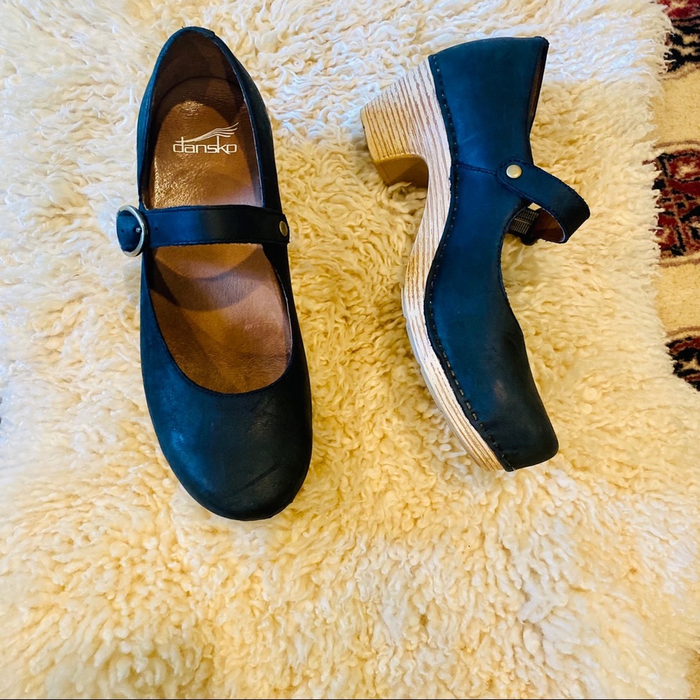 Dansko Burnished Nubuck Miss Mary Clog